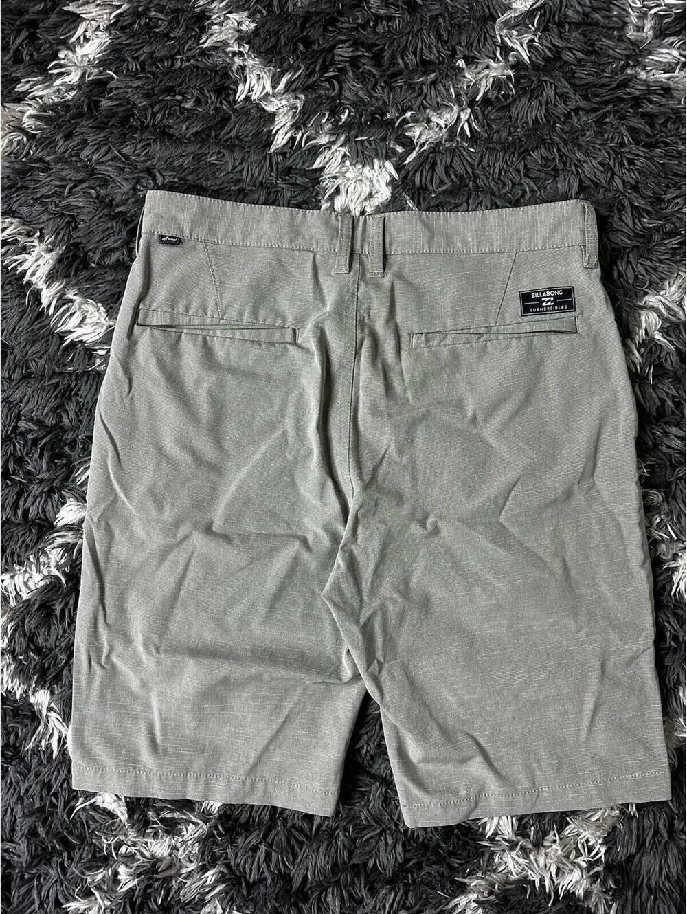Billabong Submersibles Mens Size 31 Chino Hybrid Stretch Shorts Heather Grey
